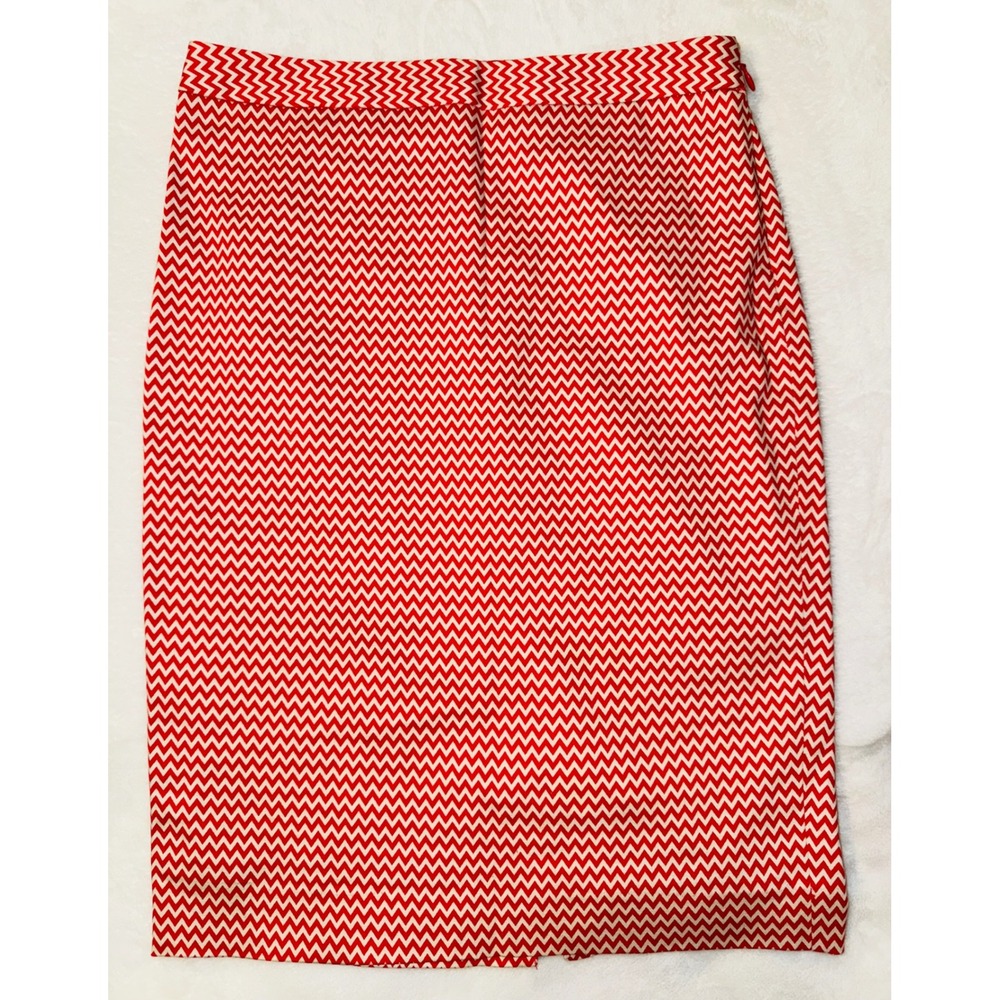 The Limited Coral & White Chevron Pencil Skirt‎ Women's Size 2 Business Casual